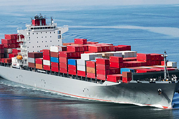 حمل بار کانتینری از بندرعباس به امارات